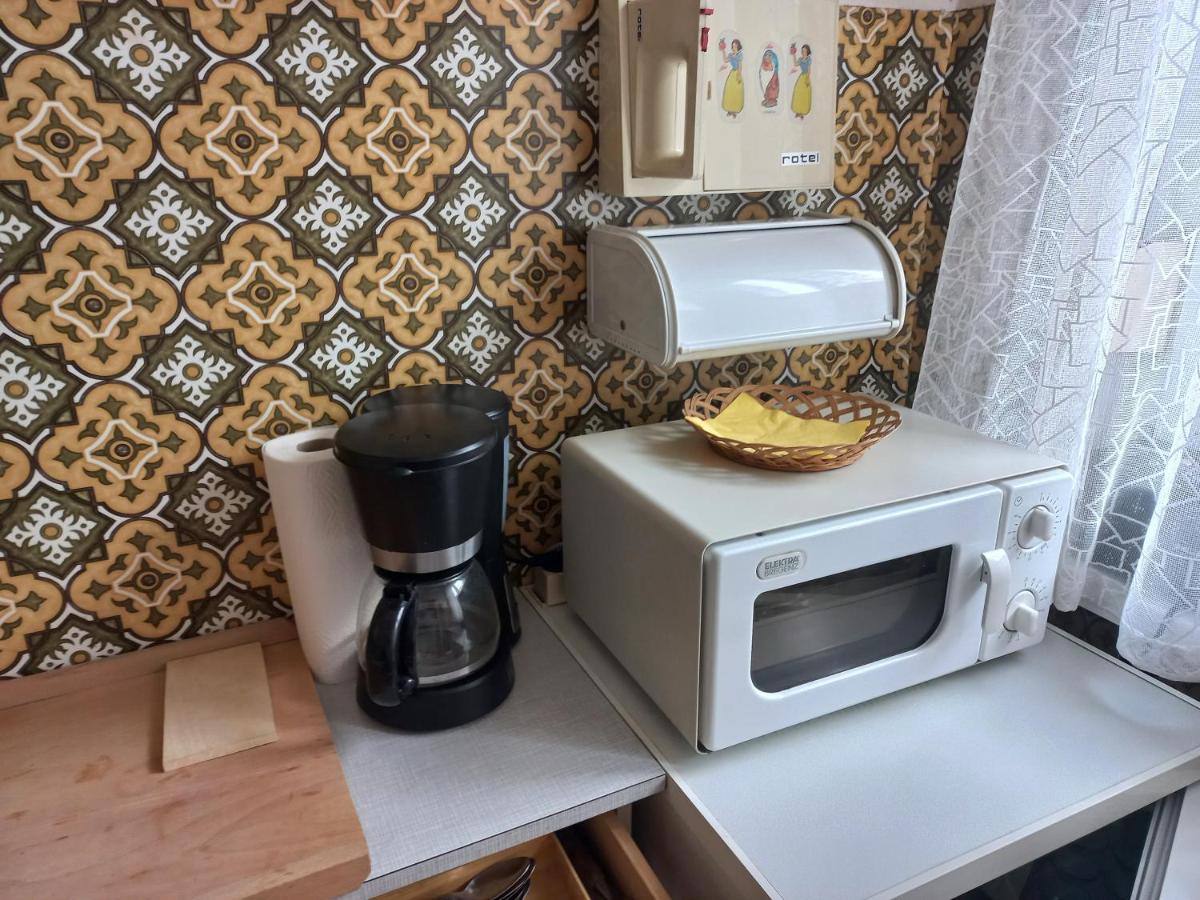 Ferienwohnung ,,Wohnen Wie Zu Grossmutter'S Zeiten'' Viena Exterior foto